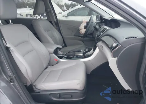 2016 Honda Accord Ex-L V-6 z USA, uszkodzony, nr VIN 1HGCR3F80GA019705